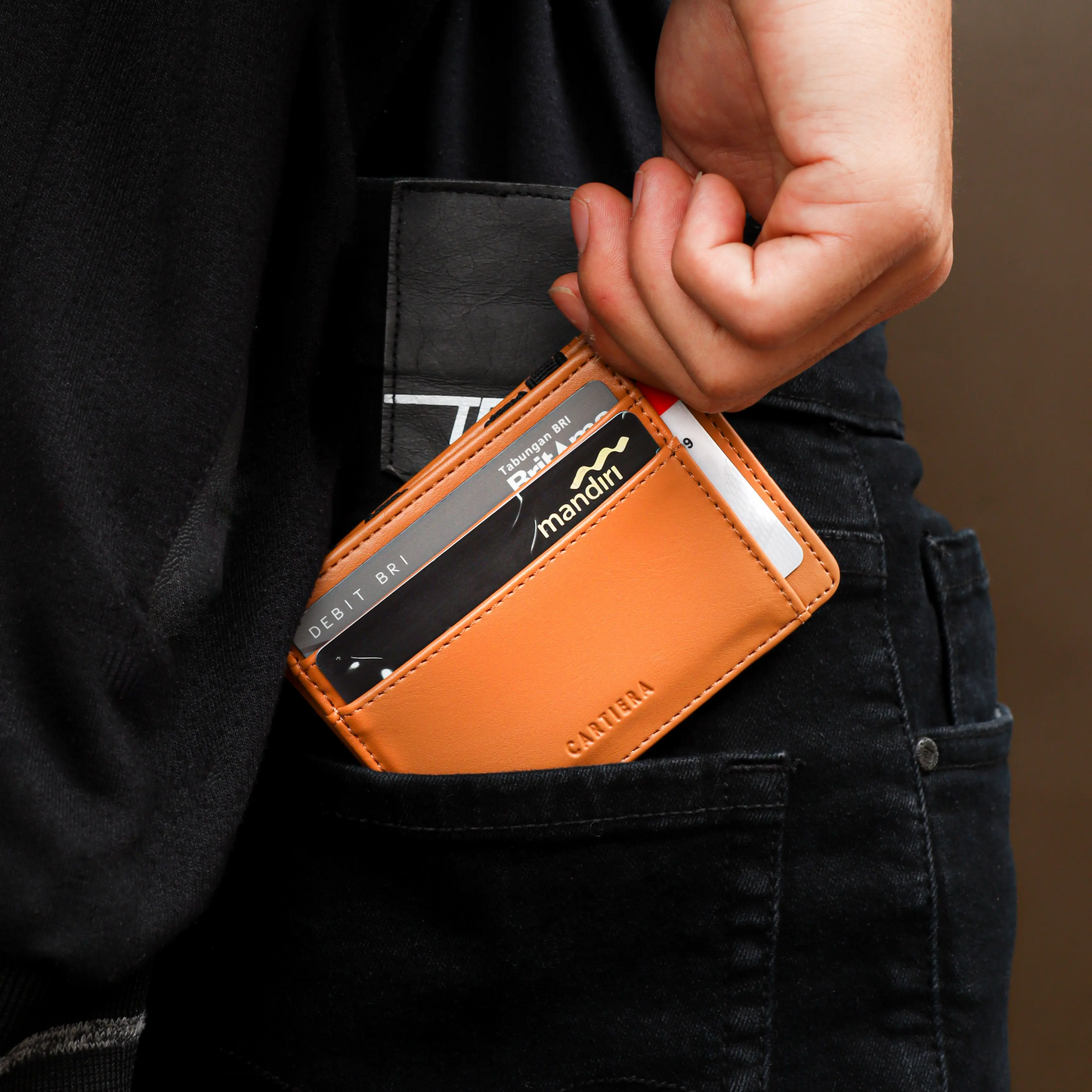 Slim RFID Men's Wallet – Crazy Horse PU Leather Smart Wallet with Elastic Strap & Zip Coin Pocket